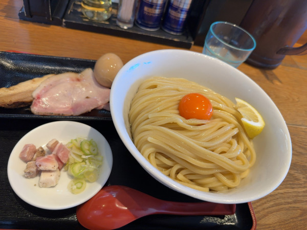 「TKM（レモン）＋特製・中盛」@鎌ヶ谷 製麺堂てつの写真