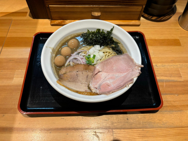 「濃厚煮干しそば」@煮干らぁめん 樹鈴の写真