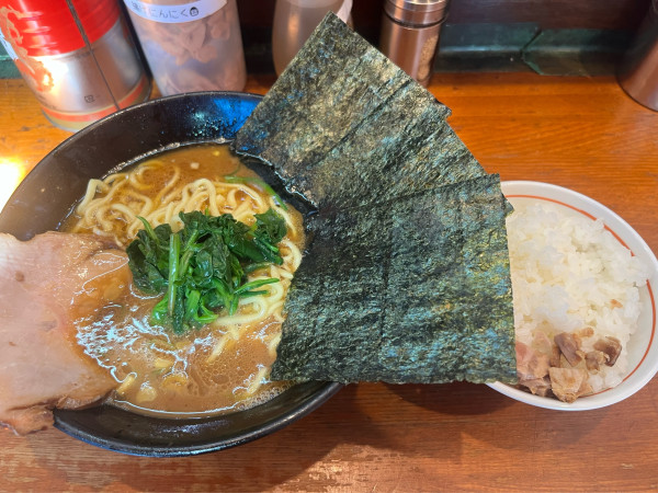 「ラーメン　ライス」@末廣家の写真