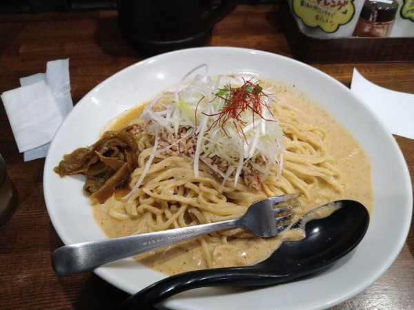 「汁なし担々麵」@担担麺 胡 京都駅前店の写真