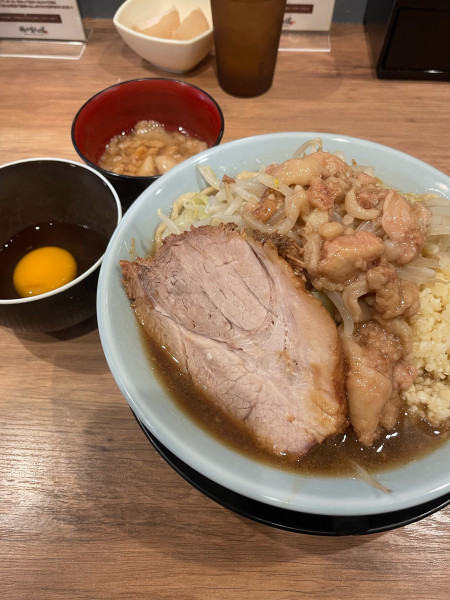 「らーめん。」@俺の生きる道 上野店の写真