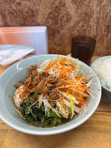 「冷やしにんにくまぜそば(¥1000)」@えんふく家の写真