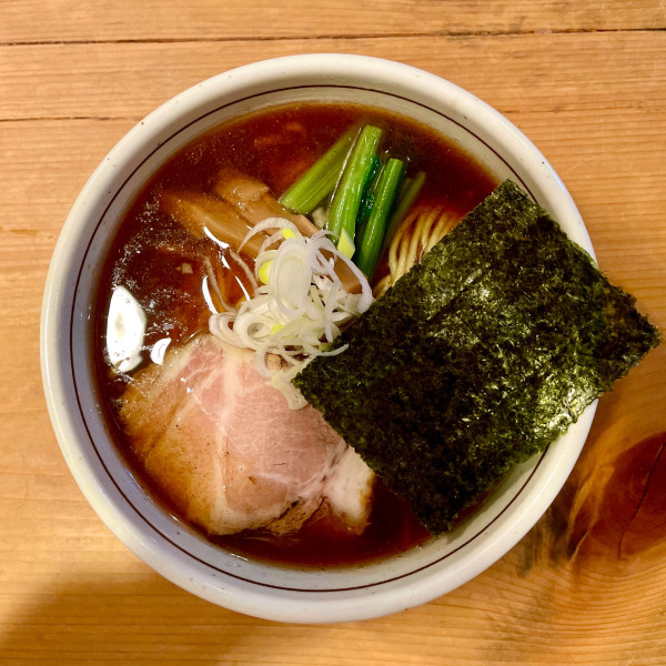 「アサヒスーパードライ → 醤油らーめん」@らーめん たきたろうの写真