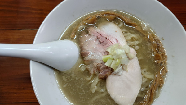 「しまあじ煮干しラーメン　塩　950円」@無化調煮干しらぁ麺 誠実の写真