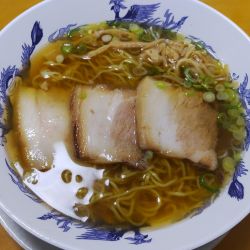 支那そば 普通盛 880円