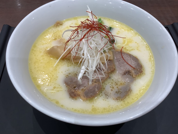 「白湯麺（パイタンメン）　1000円」@中華の鉄人の写真