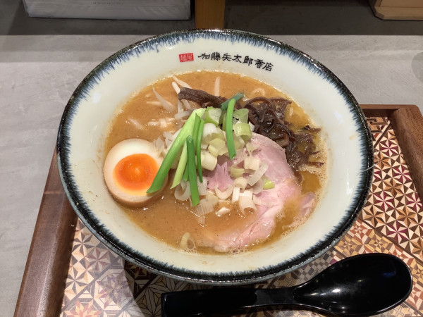 「小田原煮干し味噌ラーメン　1000円」@麺屋 加藤兵太郎商店の写真