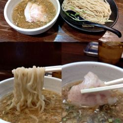 『つけ麺+こってり背脂増し(￥880+50)』
