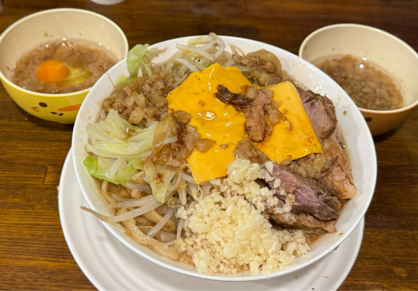 「ラーメン・スライスチーズ・アブタマ」@道の途中の写真