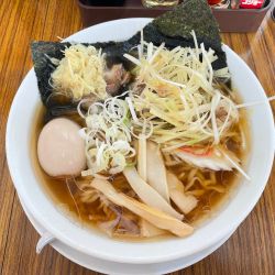 しょうがラーメン＋味玉、白ねぎ