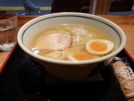 「あっさり鶏そば(らーめん)」@そば処 為治郎の写真