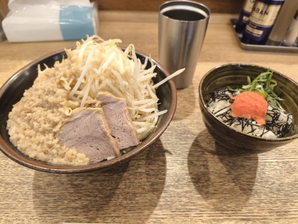 「ブラックジャンク油そば（野菜、アブラマシ）」@日本油党 町田支部の写真