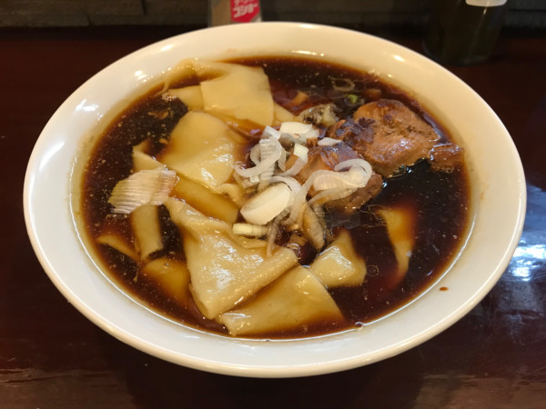 「ラーメン 950円」@手打ち 陰日向の写真