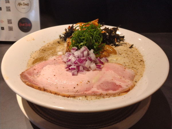 「鶏ニボらぁ麺」@Ramen Jazzy Beatsの写真