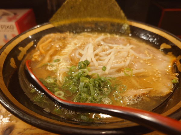 「塩鶏麺（大盛）」@麺場神徳の写真