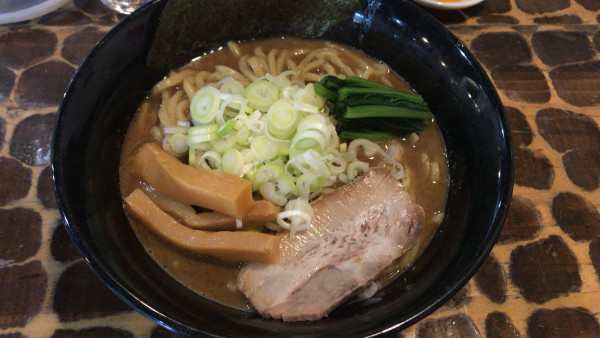 「魚介とんこつ醤油 並盛200g ¥980」@つけめん・らーめん活龍 本店の写真