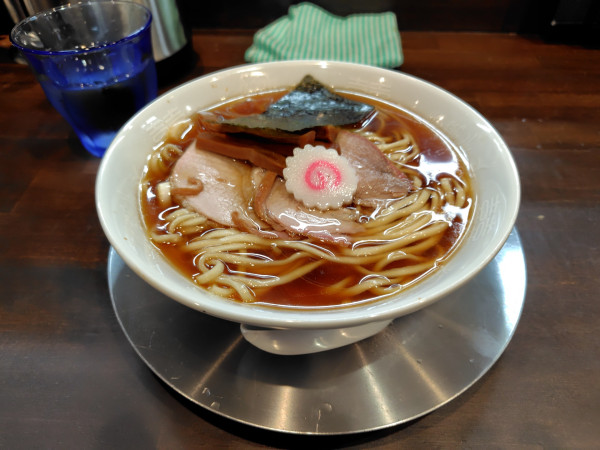 「東京醤油ラーメン¥850」@自家製麺 うるちの写真