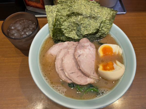 「チャーシューらーめん」@横浜家系ラーメン 五十三家の写真