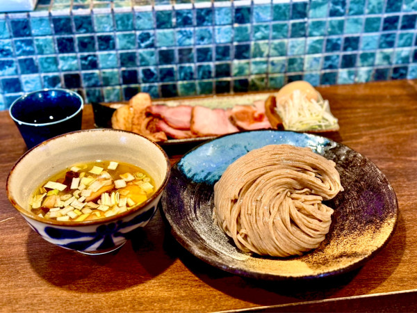 「昆布水の塩つけ蕎麦」@麺屋みつば＋クローバーの写真