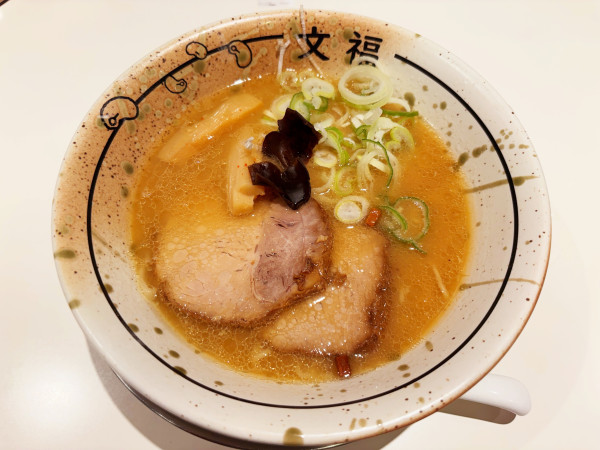 「淡麗生味噌ラーメン　950円」@博多文福の写真