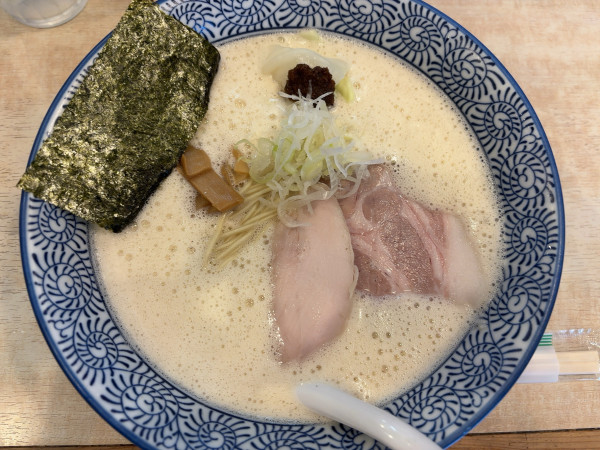 「鶏豚そば850円」@鶏豚骨 一學の写真