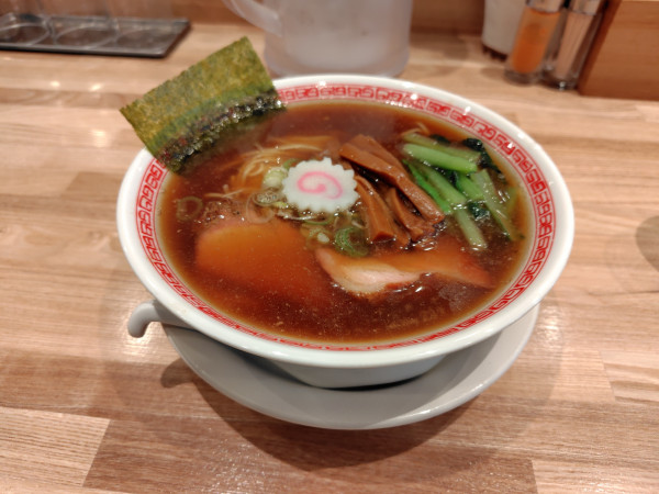 「中華そば　炭火吊るし焼き２枚¥950」@麺や みかんの写真