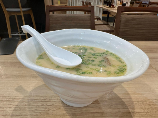 「とんこつらーめん」@石松餃子 三河安城店の写真