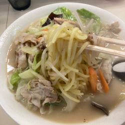 ちゃんぽん　半チャーハン