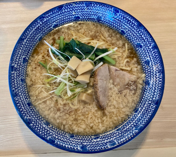 「こってり醤油らぁ麺 900円」@らぁ麺 よね良の写真