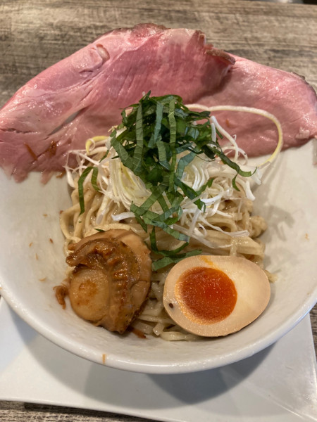 「【店舗限定】ホタテまぜそば大盛¥1,350」@くそオヤジ最後のひとふり 尼崎店の写真