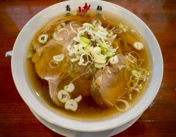 「らぁめん(880¥)」@麺処 暁商店 小山店の写真