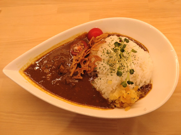 「極上黒毛和牛カレー　１３００円　※」@カレーカフェ SHINGAの写真