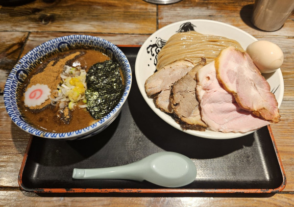 「特製濃厚つけ麺」@松戸中華そば 富田食堂の写真