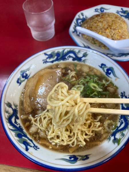 「ラーメン　小炒飯」@中華 萬来軒の写真