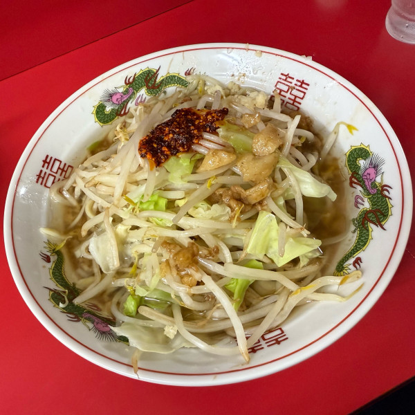「大ラーメン『コール』ニンニク、アブラ、カラメ、ラー油」@ラーメン二郎 千住大橋駅前店の写真