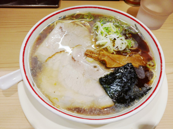 「旨味中華そば」@東京煮干中華そば 三三㐂 大森の写真