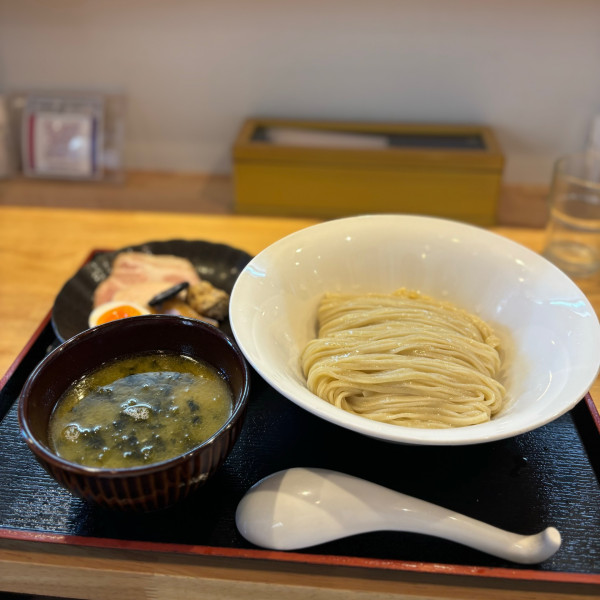 「磯香る！手羽先白湯つけ麺」@自家製麺 絆の写真