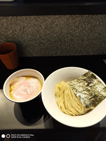 「地鶏つけそば」@らぁ麺 飛鶏の写真