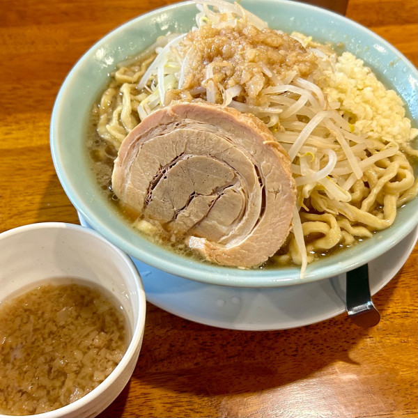 「わしっとラーメン(アブラ増し・ニンニクアリ)」@汁麺屋 どっぷりしやがれの写真
