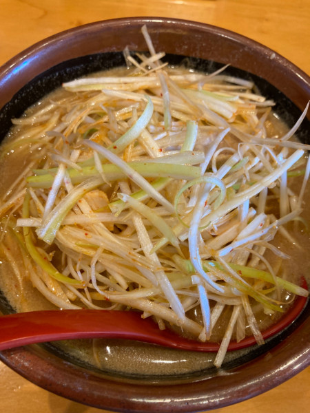 「肉ネギラーメン¥1,078、肉味噌丼¥220」@麺場 田所商店 大東店の写真