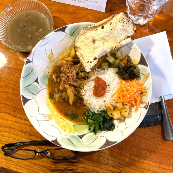 「スパイスカレー（チキン）」@自律カレー Pitchの写真