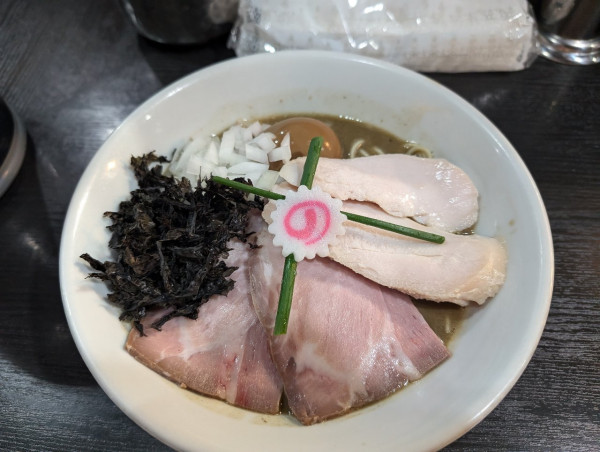 「濃厚特製そば」@中華そば いづるの写真