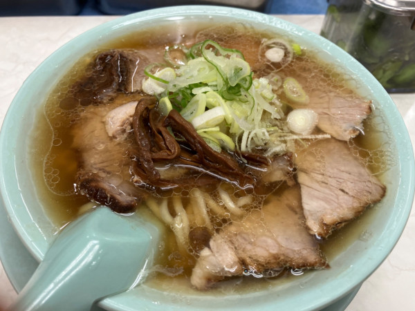 「ラーメン＋無料ライス」@ニューともちんラーメンの写真