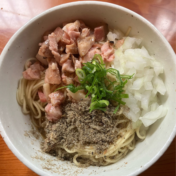 「煮干し和え玉300円」@FOOD TRUCK むべの写真