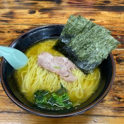 ラーメン中盛り　チャーハン