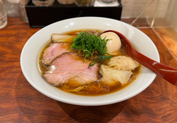 「特製醤油そば ¥1400」@三馬路 東京店の写真