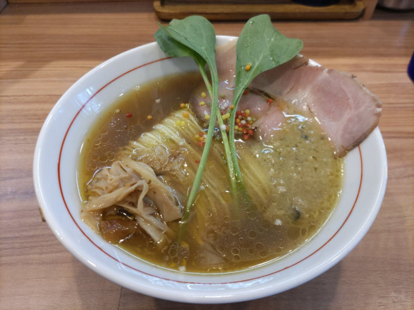 「蛤の牡蠣とあさりオイル醤油そば」@拉麺 はま家の写真