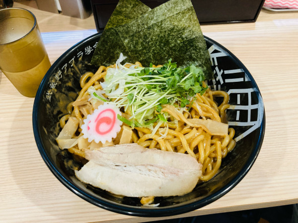 「武蔵野油そば W盛 無限ライス」@武蔵野アブラ學会 神田店の写真