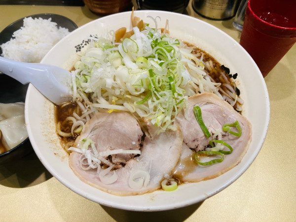 「新小岩ブラック」@超ごってり麺 ごっつ 新小岩店の写真