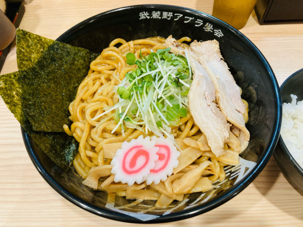 「武蔵野油そば W盛 無限ライス」@武蔵野アブラ學会 神田店の写真
